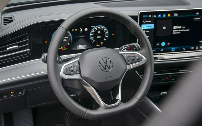 Volkswagen Passat cena 199700 przebieg: 5, rok produkcji 2024 z Chojna małe 379